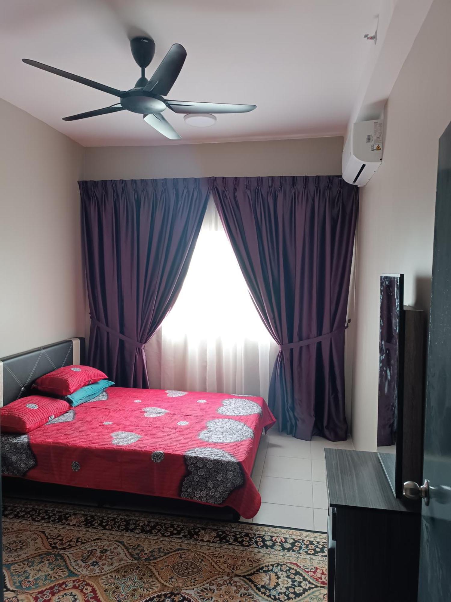 Aisy Homestay Putrajaya Cyberjaya Klia กุมปุงดึงเกียว ภายนอก รูปภาพ