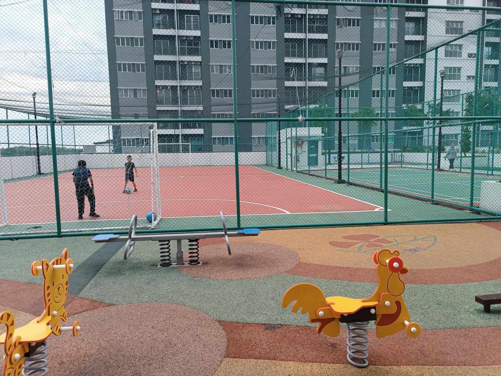Aisy Homestay Putrajaya Cyberjaya Klia กุมปุงดึงเกียว ภายนอก รูปภาพ