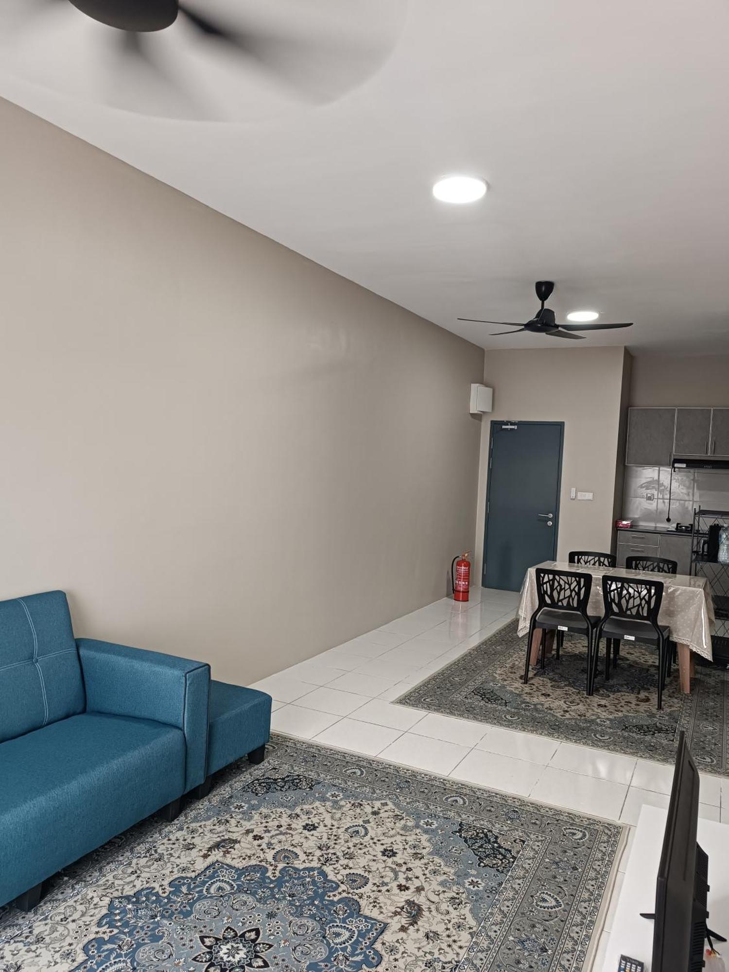 Aisy Homestay Putrajaya Cyberjaya Klia กุมปุงดึงเกียว ภายนอก รูปภาพ